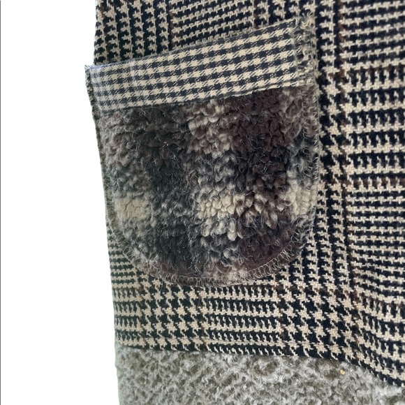 Handmade Mfa Boston repurposed sweater vest - Picture 9 of 13